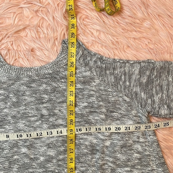 Torrid Gray Cold Shoulder Marled Pullover Sweater Plus Size 0 - Picture 6 of 6